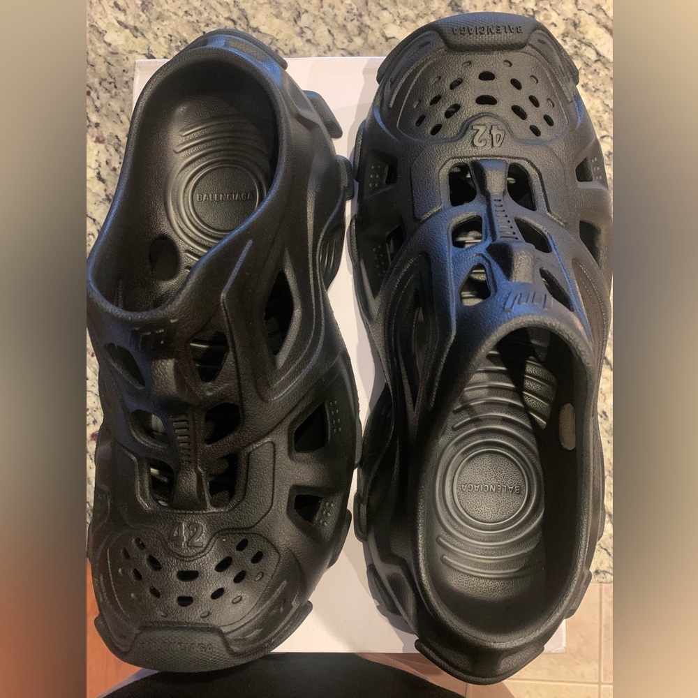 Mens Balenciaga HD Molded Mules Black 42 US 9 - SOLD